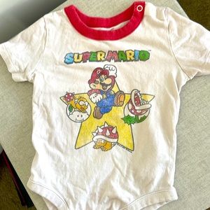 2021 Baby Gap Mario onesie t-shirt 12-18month. Like new!